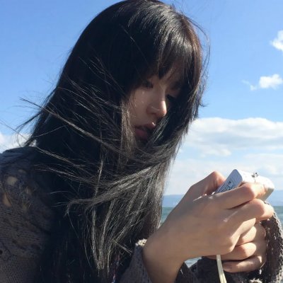 劳拉·马尔斯的眼睛
